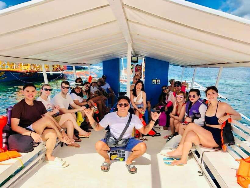 Tri island tour: Naked Island, Daku Island and Guyman Island - Guyam Island, the camera-friendly first stop