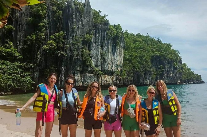 Underground River Tour w/ Private Van, Puerto Princesa to El Nido - Who should book this experience